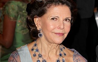 Dronning Silvia ute av sykehuset