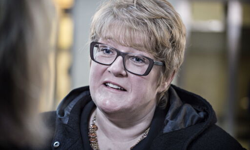 Ble rasende etter «suge pikk»-kommentar. Nå tar Grande grep