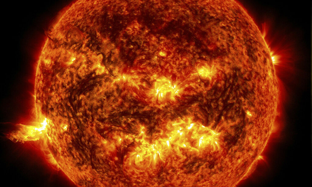 Ny studie:- Rotasjonsperioden til gassene dypt inni sola har forandret seg