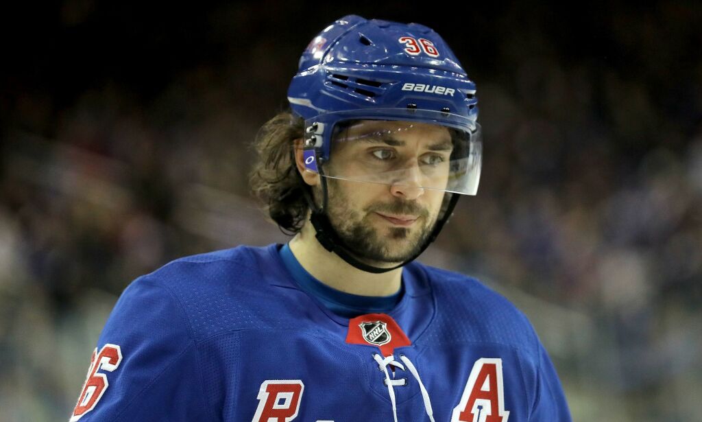 - Gjelder å spille litt ødeleggende hockey