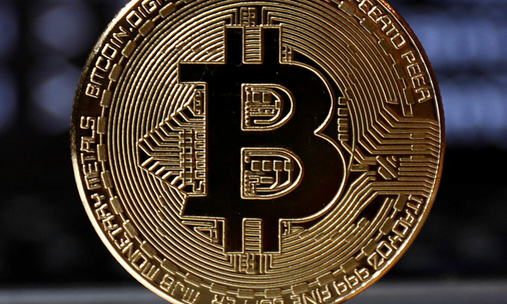 Bitcoin stupte over 20 prosent