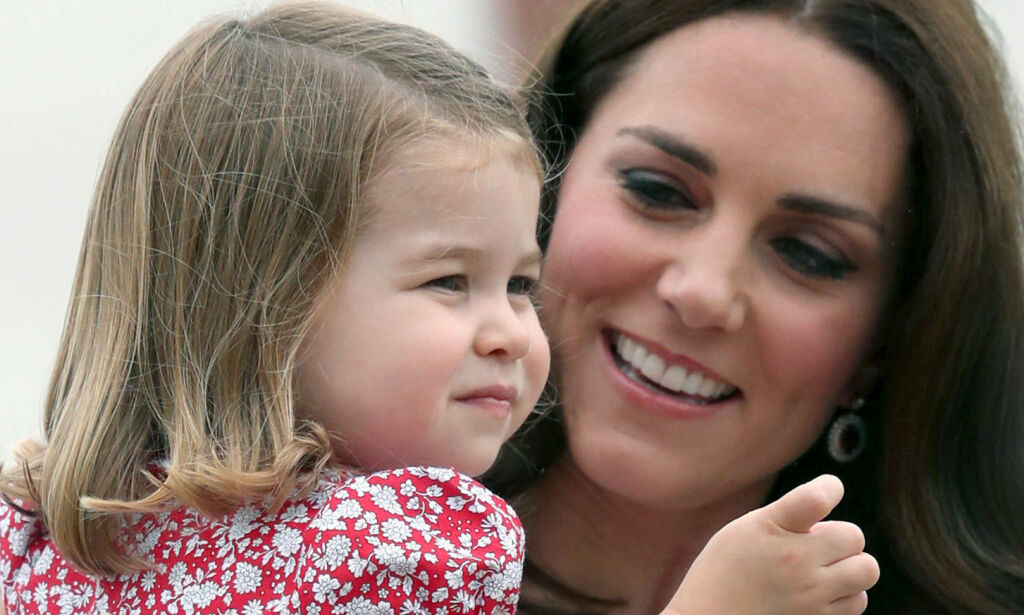Prinsesse Charlotte blir historisk når Kate føder