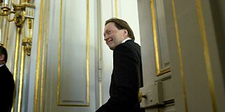 Stilles aldri til ansvar og kan aldri miste jobben. Det kan ha gått til hodet på dem