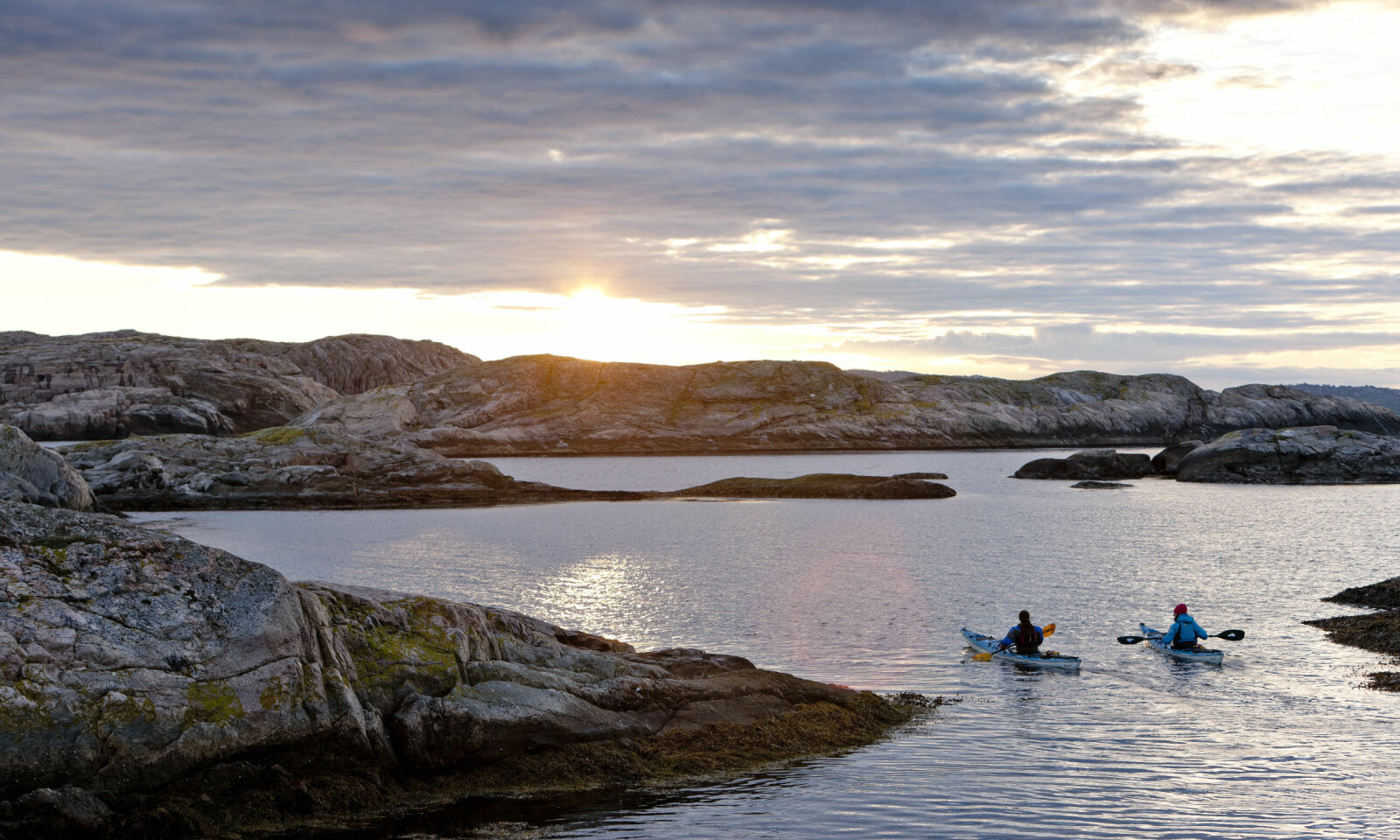 SKJÆRGÅRDSIDYLL: De 8000 vestsvenske øyene gir ly for vinden og gjør kysten til et ekte kajakkparadis. Foto: Henrik Trygg SKJÆRGÅRDSIDYLL: De 8000 vestsvenske øyene gir ly for vinden og gjør kysten til et ekte kajakkparadis. Foto: Henrik Trygg