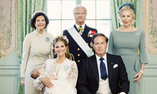 Noen mangler på prinsesse Adriennes offisielle dåpsbilder