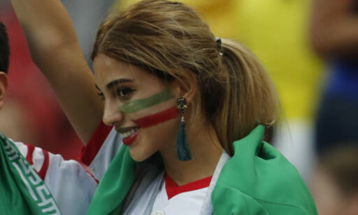 Etter VM-festen fjerner Iran endelig forbudet