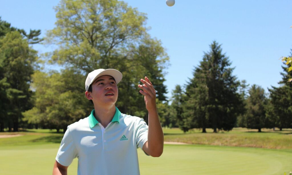 16-åring med golfbragd: - Skjer én av 200 millioner ganger