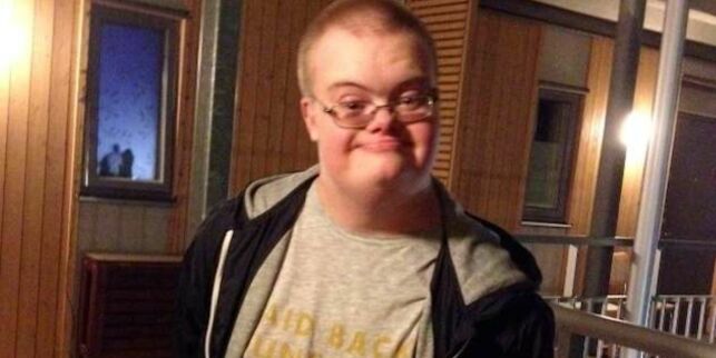 Eric Torell (20) bar på en lekepistol. Ble skutt og drept av svensk politi