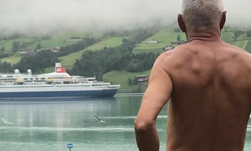 MDG-politikerens nakne protest mot cruiseskipene