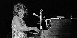 En longdrink i den stiligste baren for Aretha