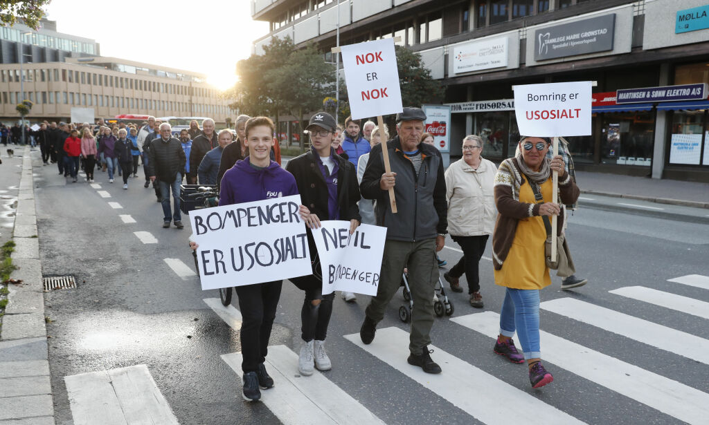 - De vil bare plage folk