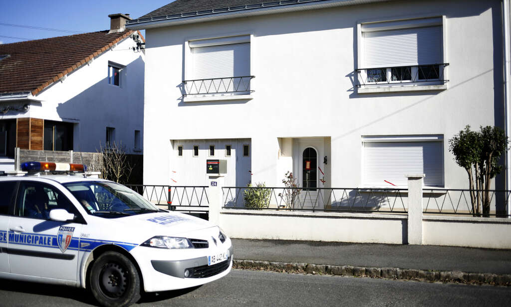 En hel fransk familie har vært sporløst forsvunnet i to uker. Politiet har funnet spor 300 km fra familiens hjem