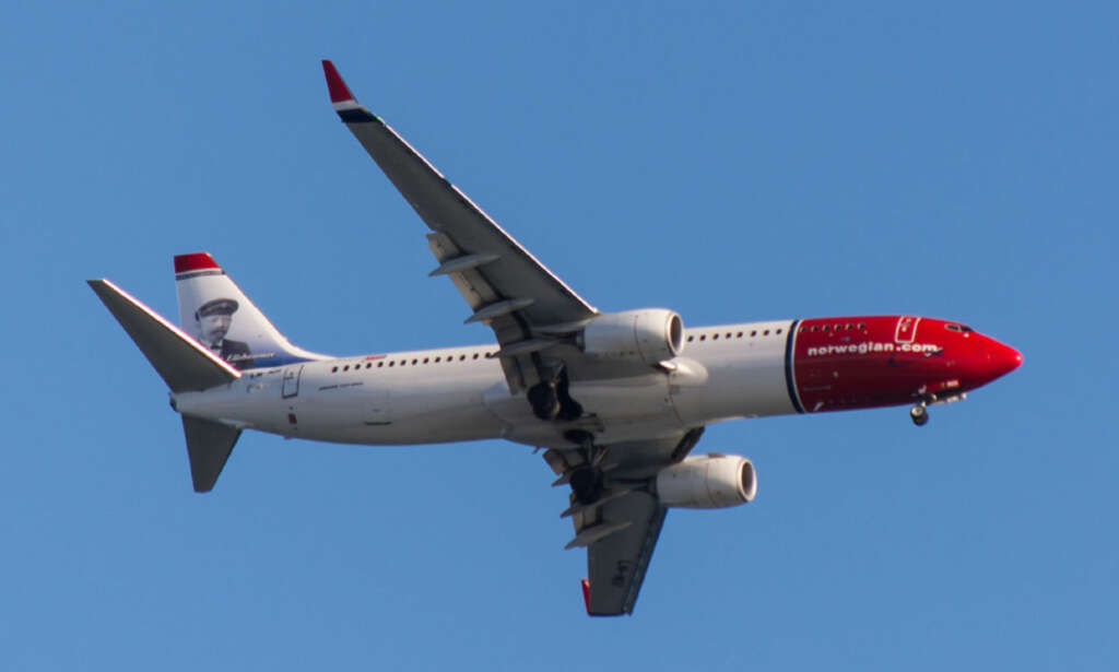 Mener dårlig språk hos piloter kan gå utover sikkerheten - trekker parallell til norsk flydrama